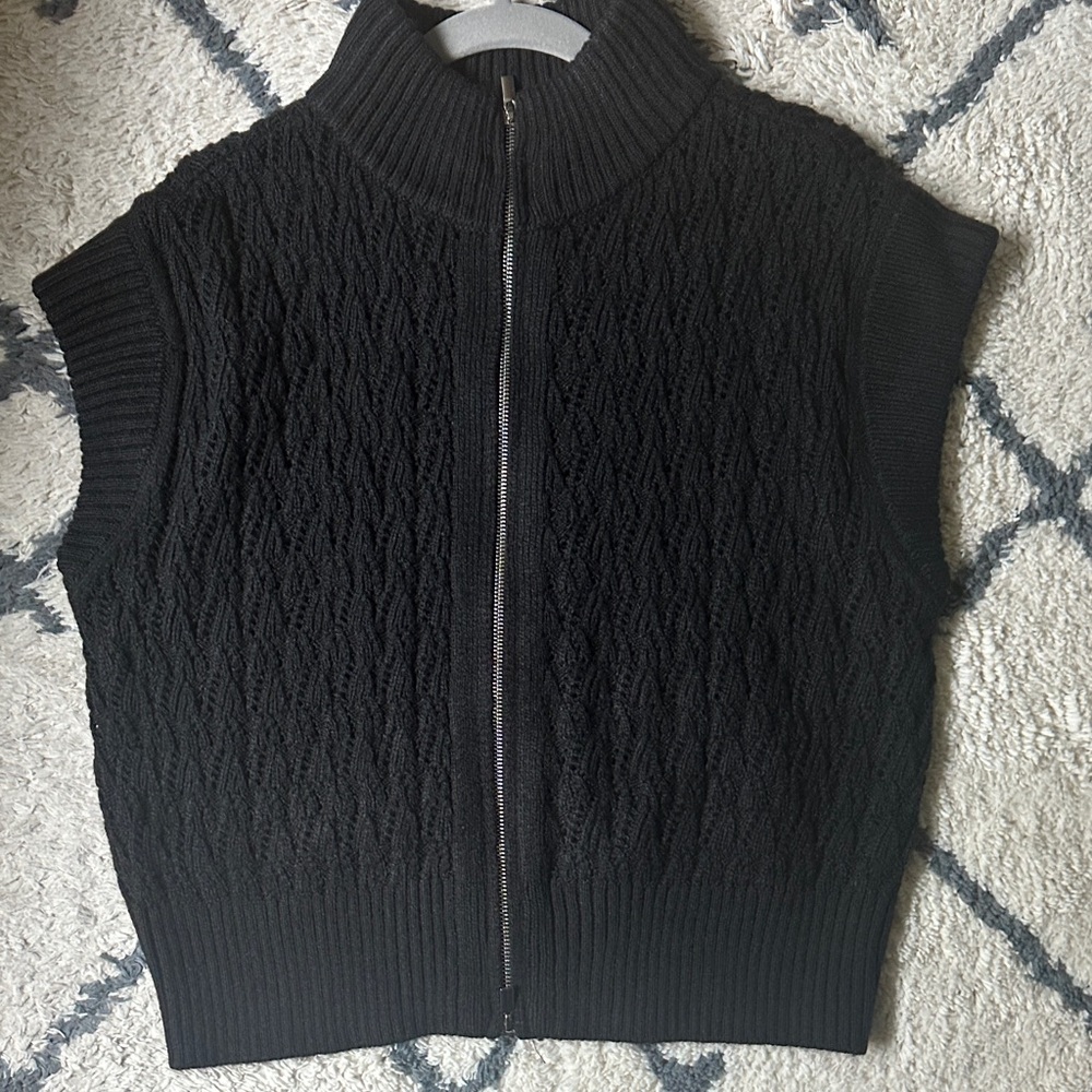 Vince Camuto Pointelle turtleneck sweater cardigan. - Picture 2 of 6